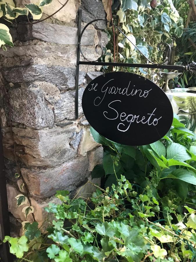 The Secret Garden Arona Villa In Piazza Del Popolo 16 Historical Center المظهر الخارجي الصورة